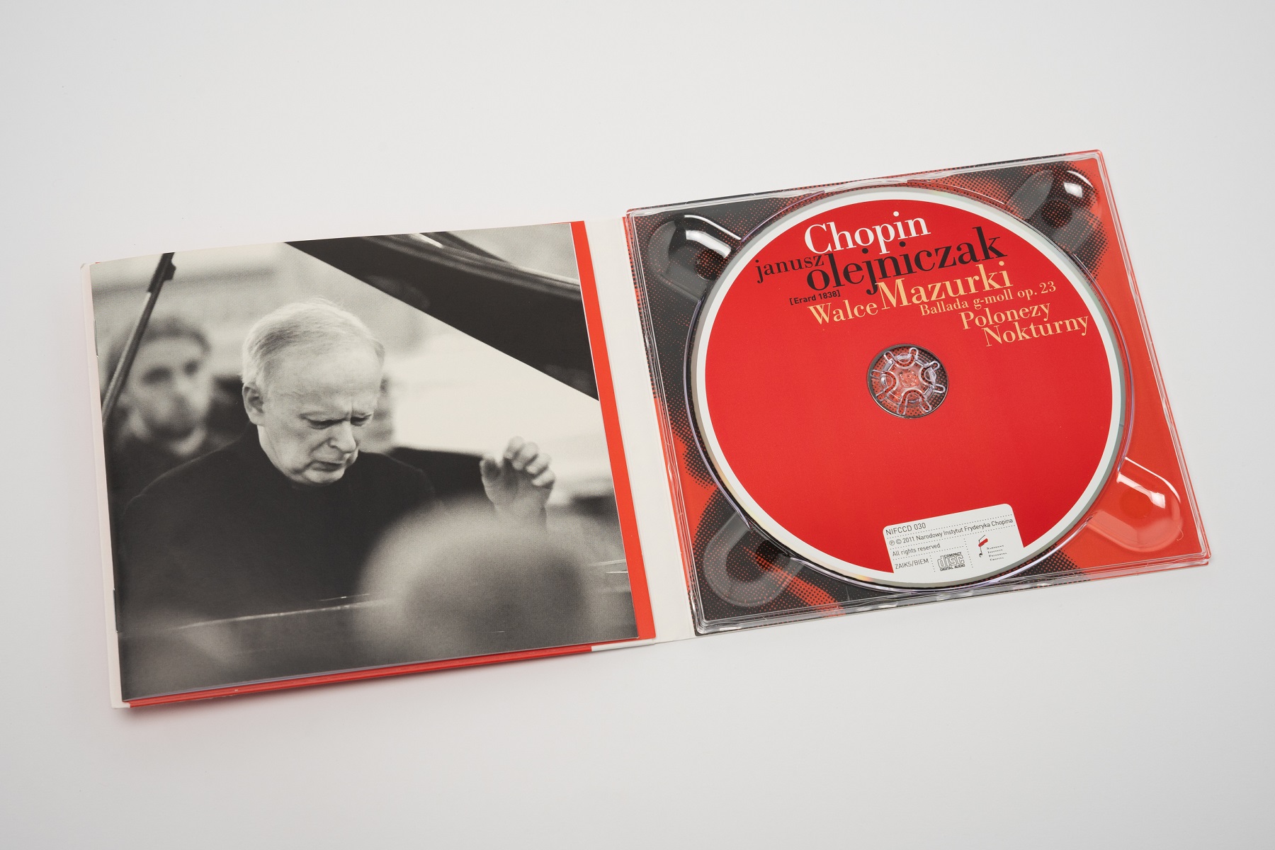 NIFCCD 030 Chopin. Ballade in G minor, Mazurkas, Nocrutnes, Valses